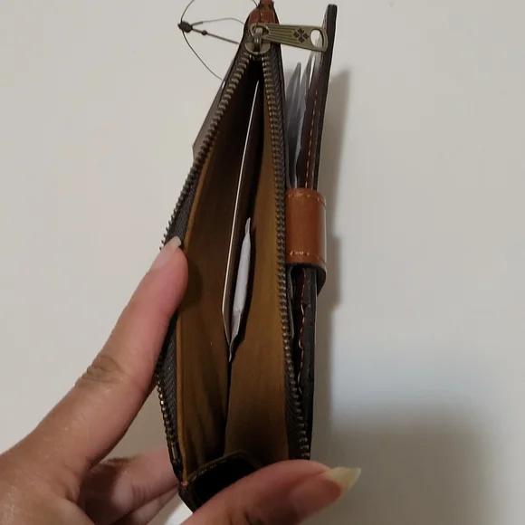 Patricia Nash Multicolor Leather Wallet - Picture 5 of 9